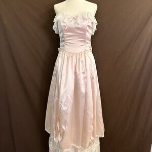 Vintage 1980s ZumZum Pink Lace Gown Dress Size 5/6 Cupcake